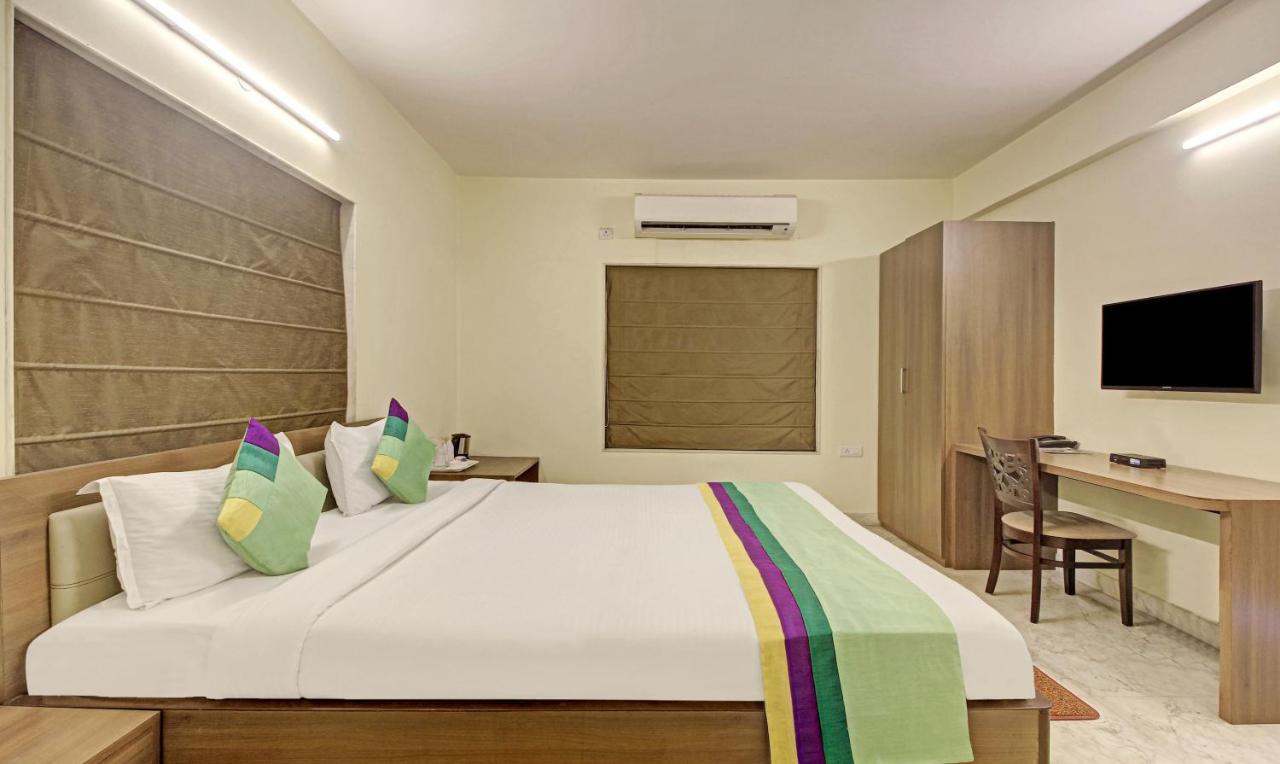 Treebo Sreemaa Newtown Hotel Panchuria Ngoại thất bức ảnh