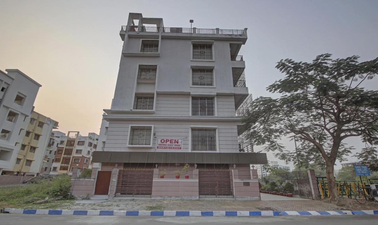 Treebo Sreemaa Newtown Hotel Panchuria Ngoại thất bức ảnh